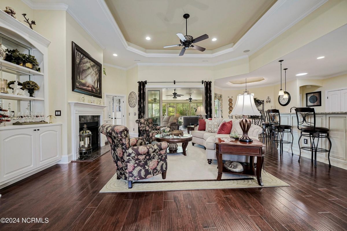 2398 Compass Pointe South Wynd