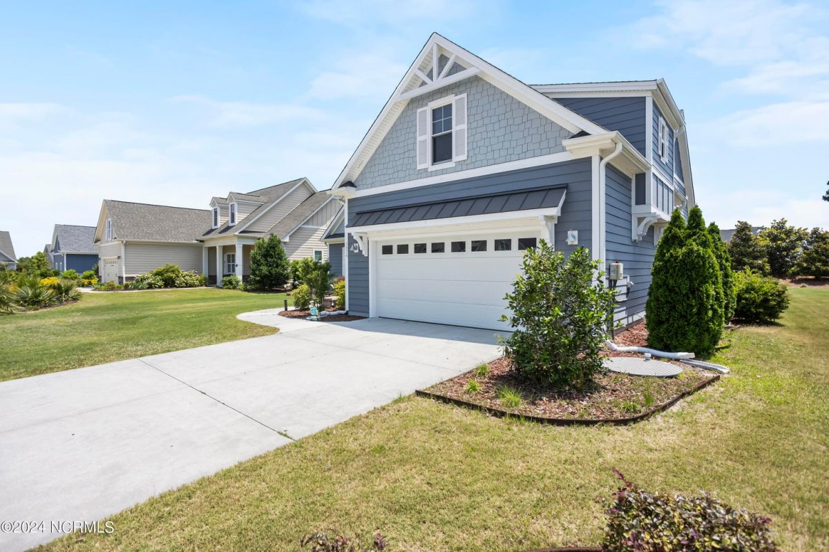 3070 Beachcomber Drive