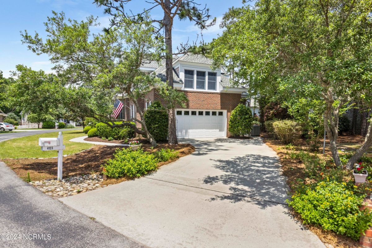 4123 Lark Bunting Court