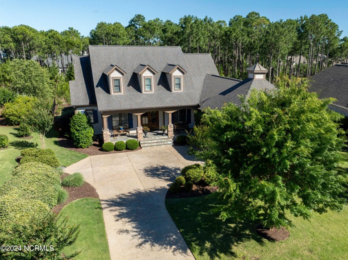 3586 Hemlock Ridge Drive