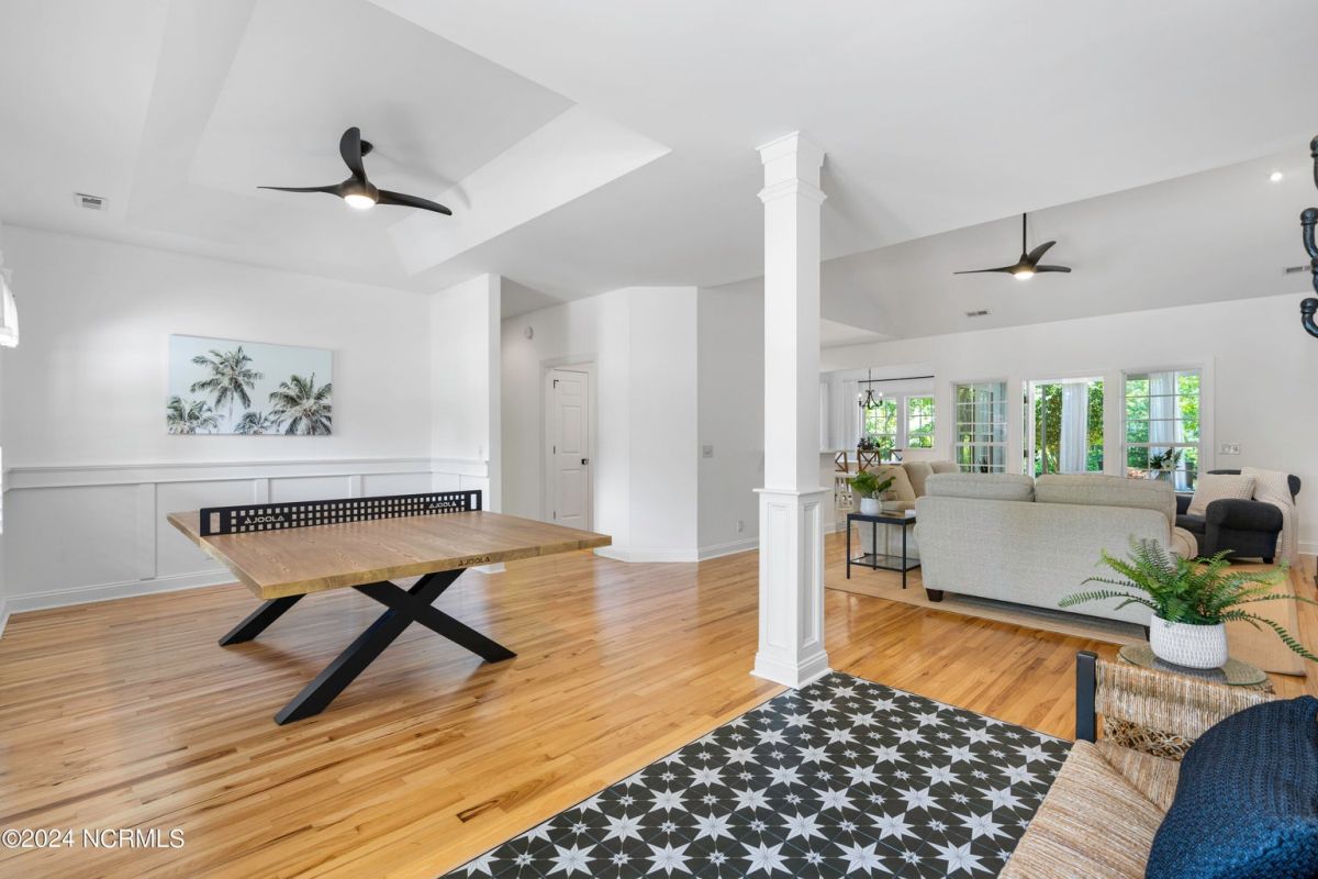 4157 Buckingham Court