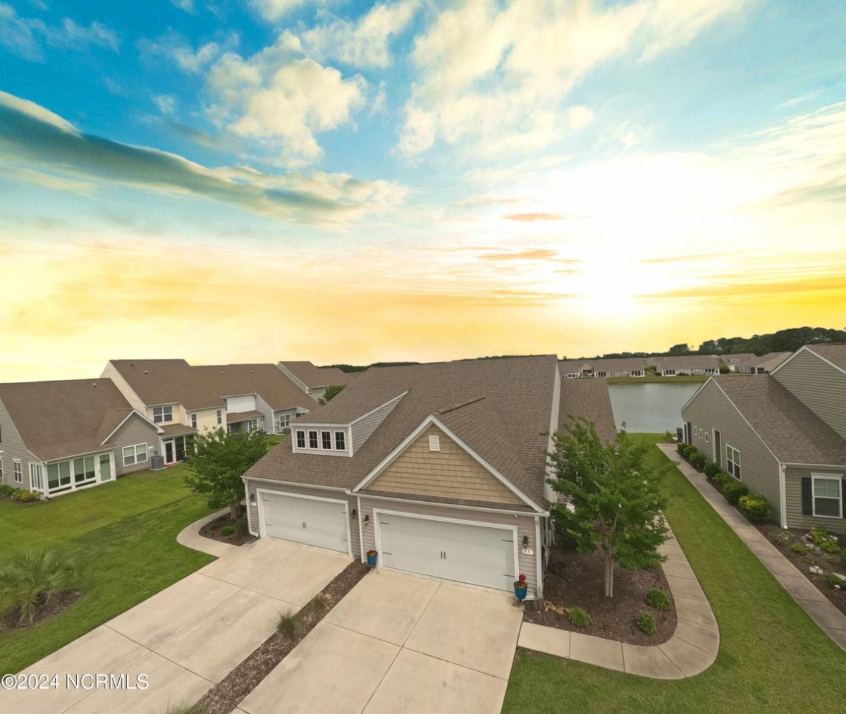 95 Calabash Lakes Boulevard