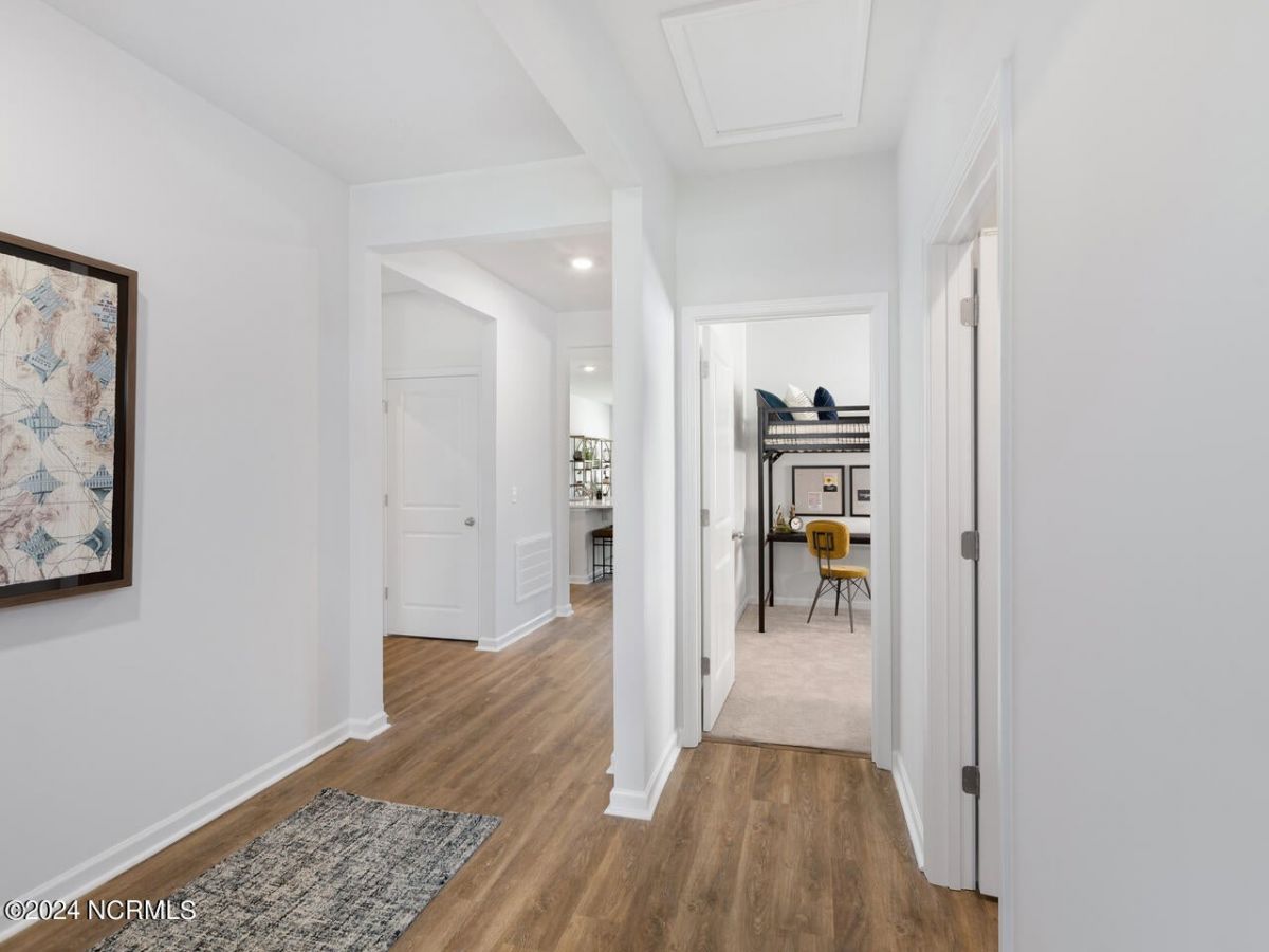 3089 Lochgreen Circle