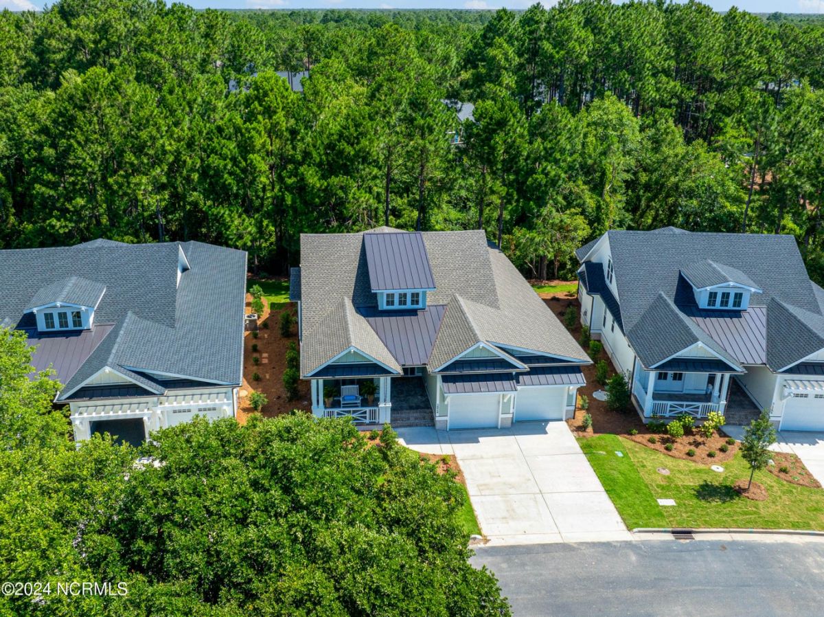 3824 Reserve Club Drive