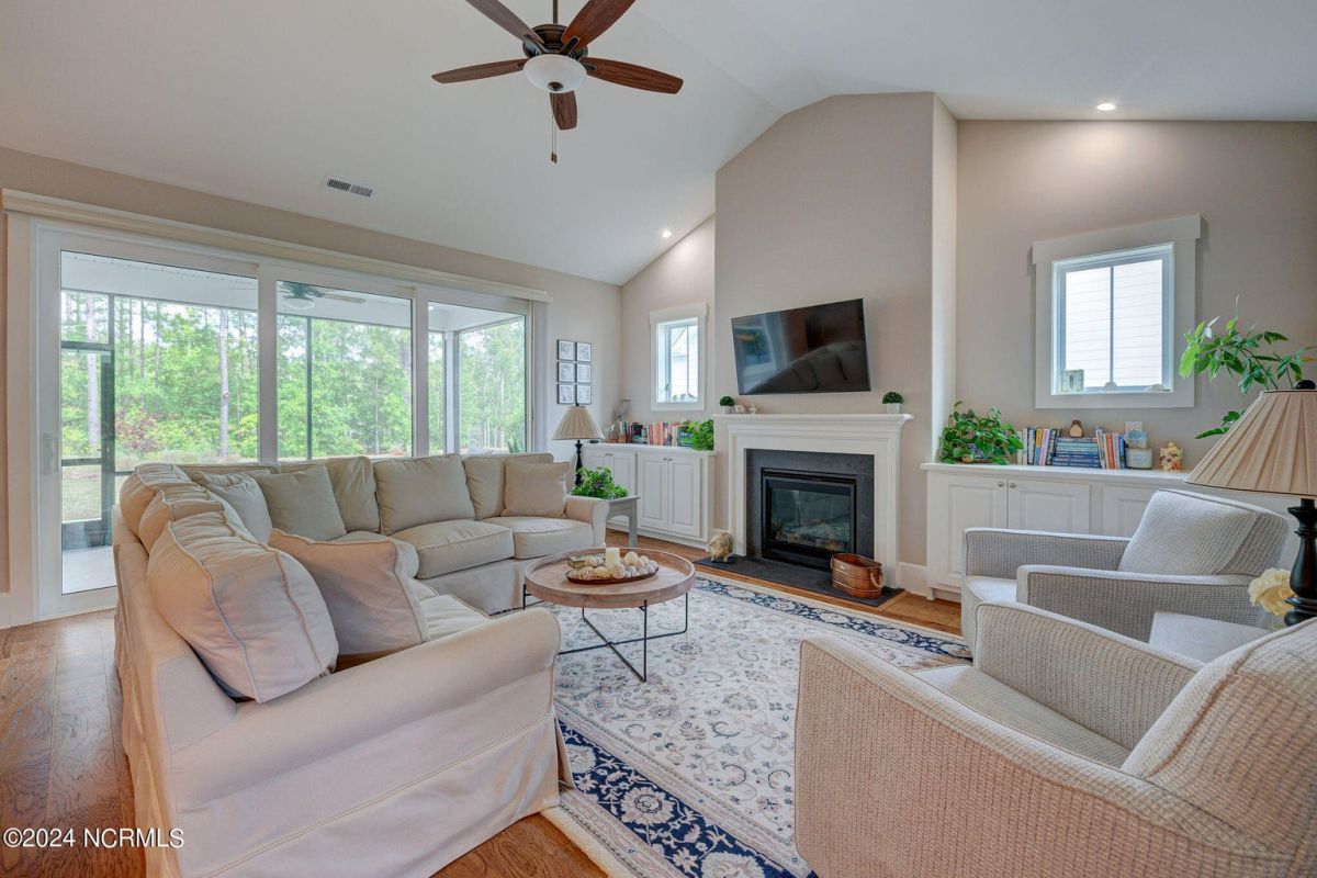 6168 River Breeze Way