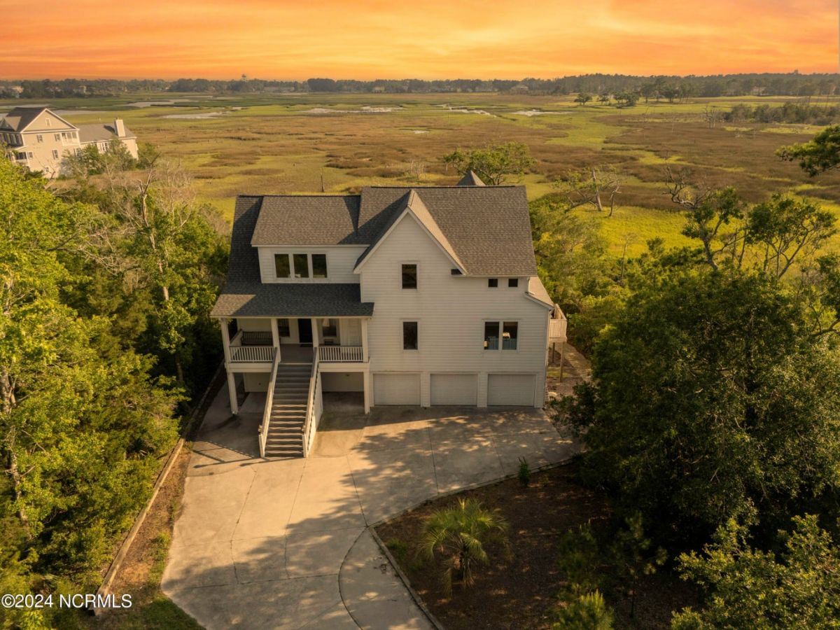 3253 Beaver Creek Drive