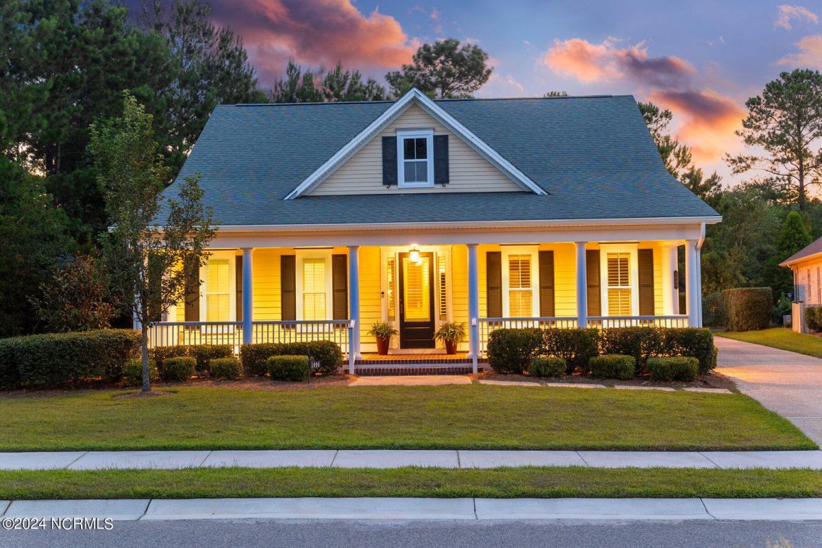 1090 Evangeline Drive