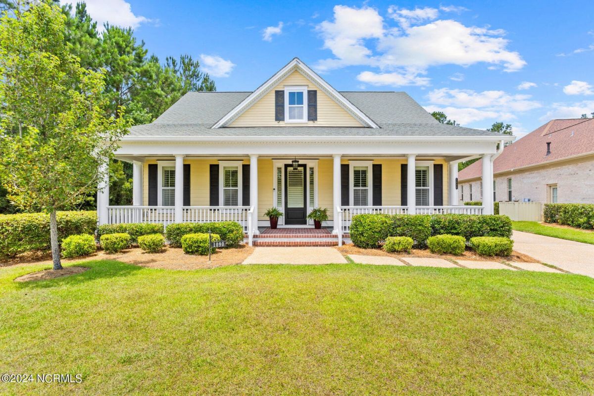 1090 Evangeline Drive