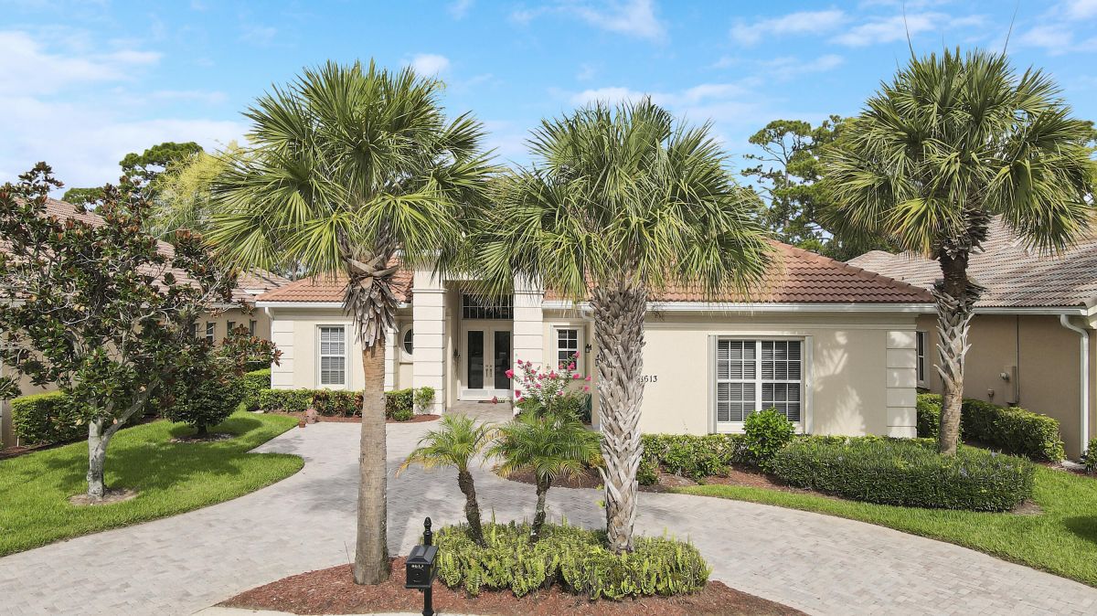 8613 Tompson Point Road