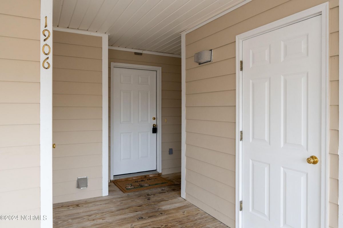 3350 Club Villas Drive