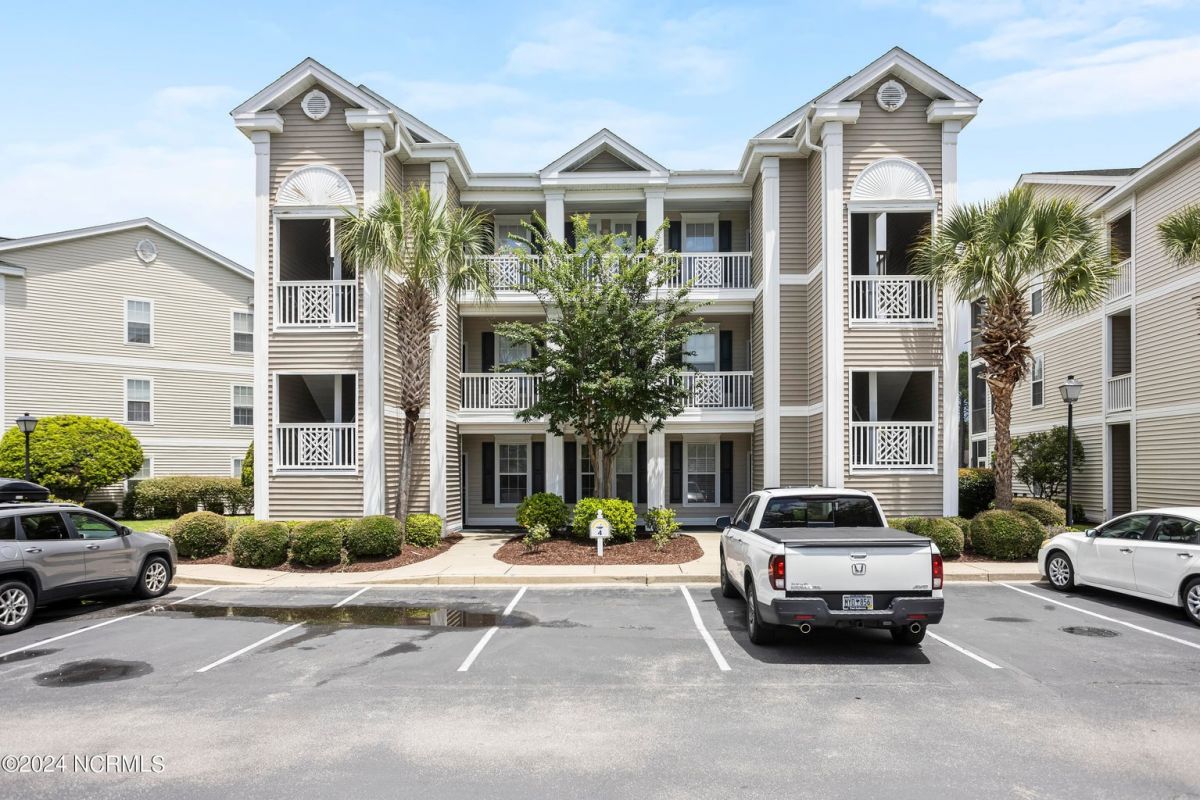 868 Great Egret Circle