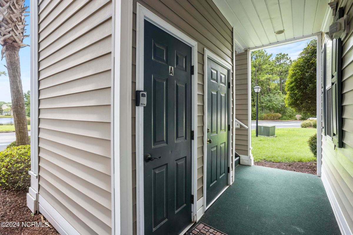 868 Great Egret Circle