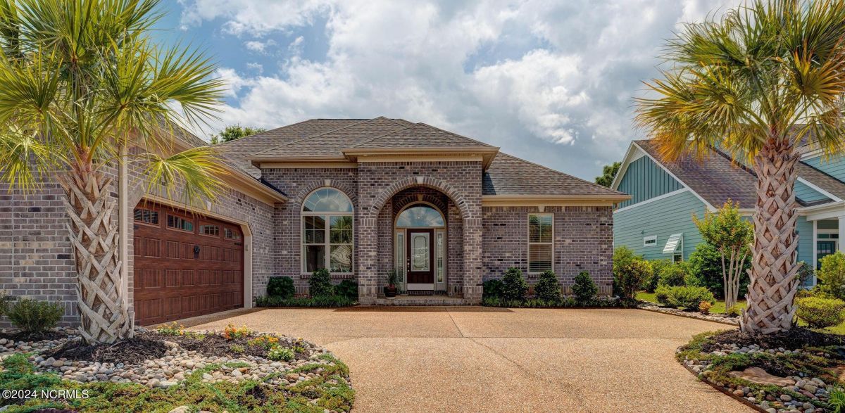 2437 Compass Pointe South Wynd