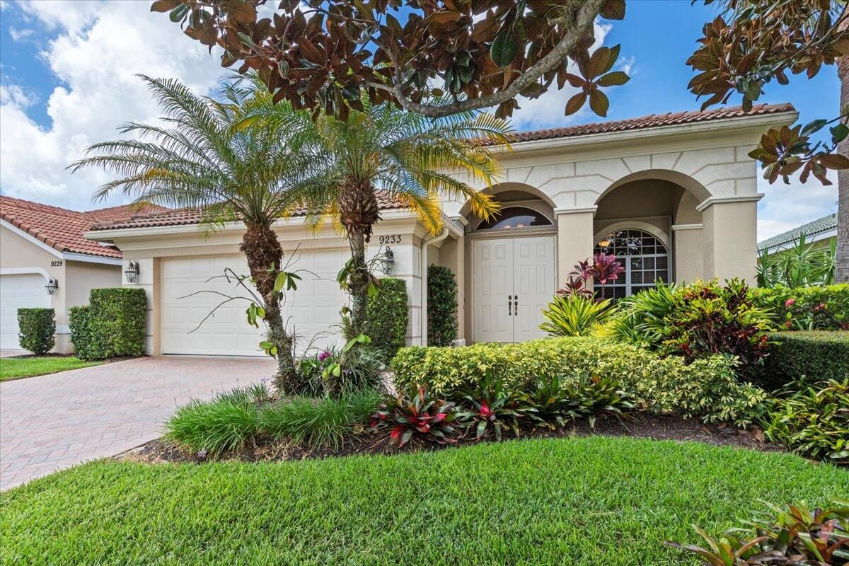 9233 Short Chip Circle