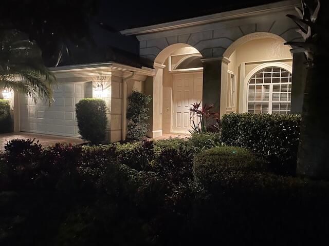 9233 Short Chip Circle