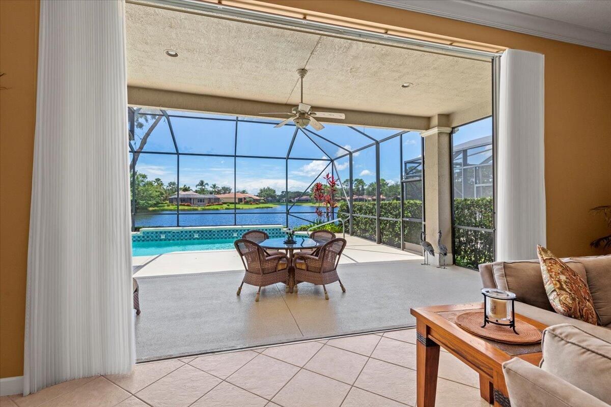 9233 Short Chip Circle