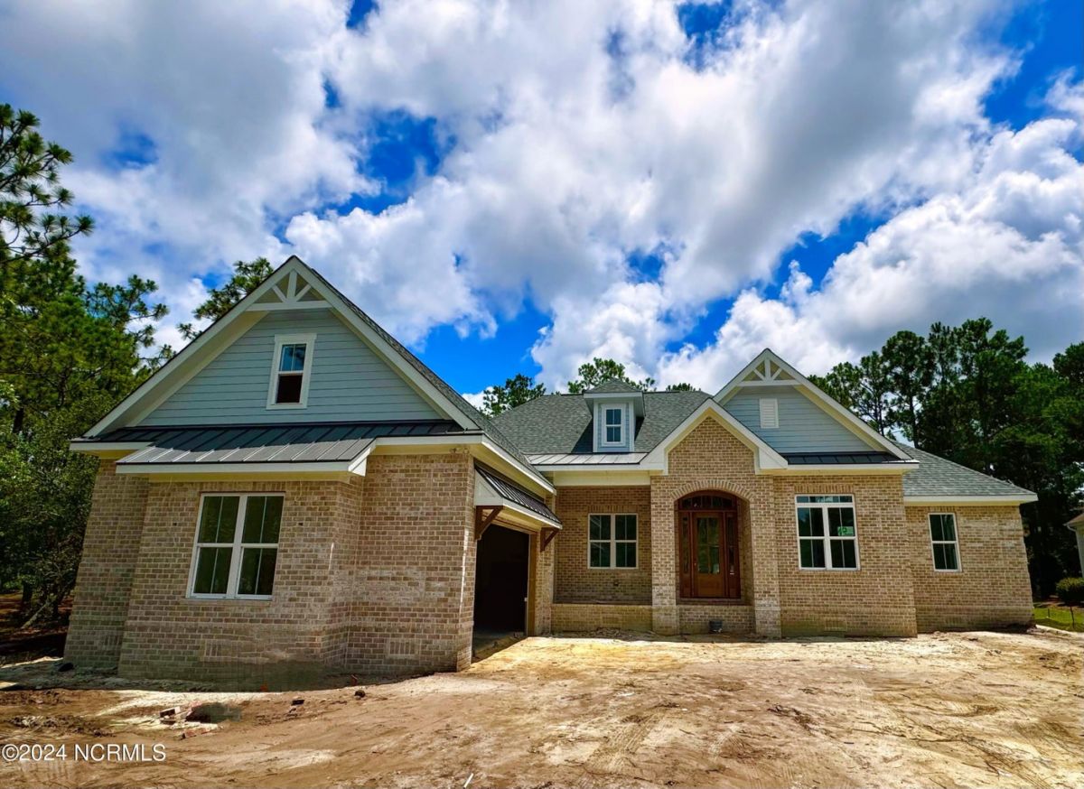 6446 Castlebrook Way