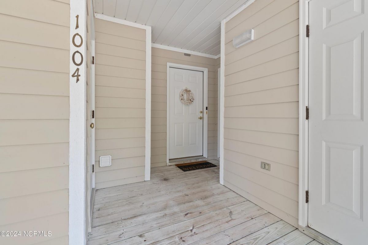 3350 Club Villas Drive