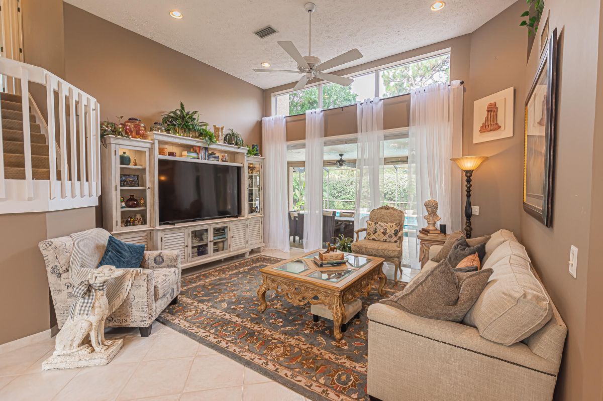 1402 Bent Pine Cove