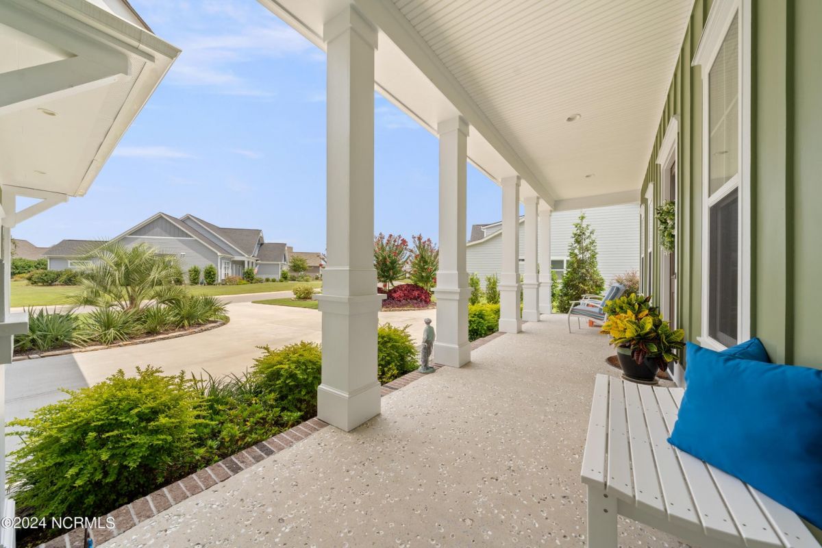 3046 Beachcomber Drive