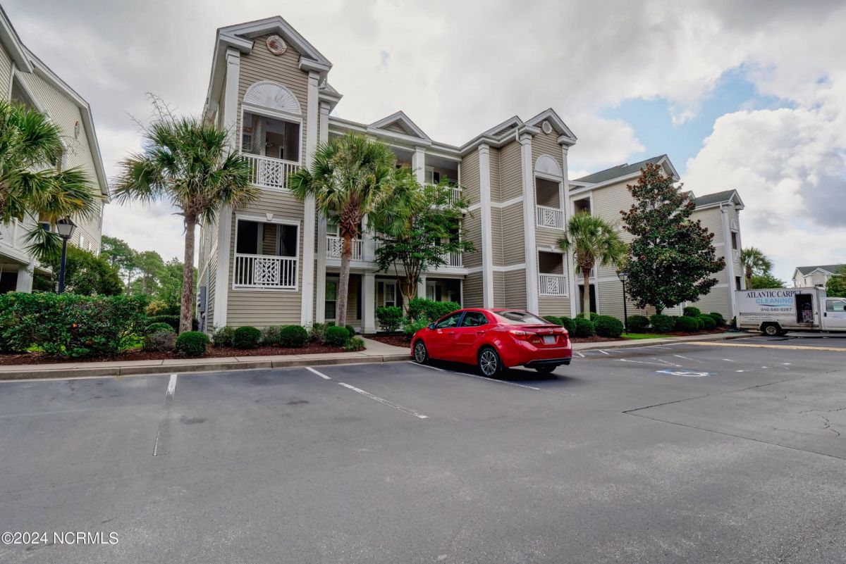 864 Great Egret Circle