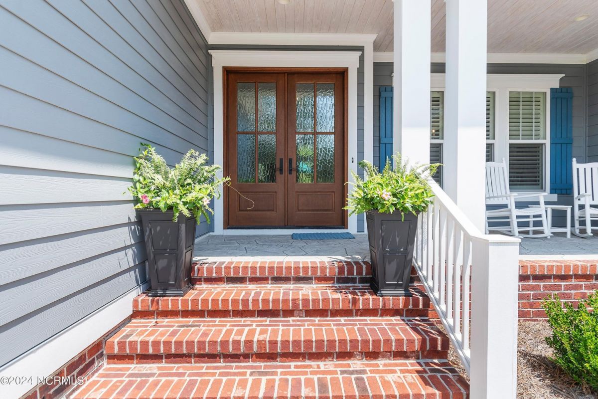 3720 Winstead Circle