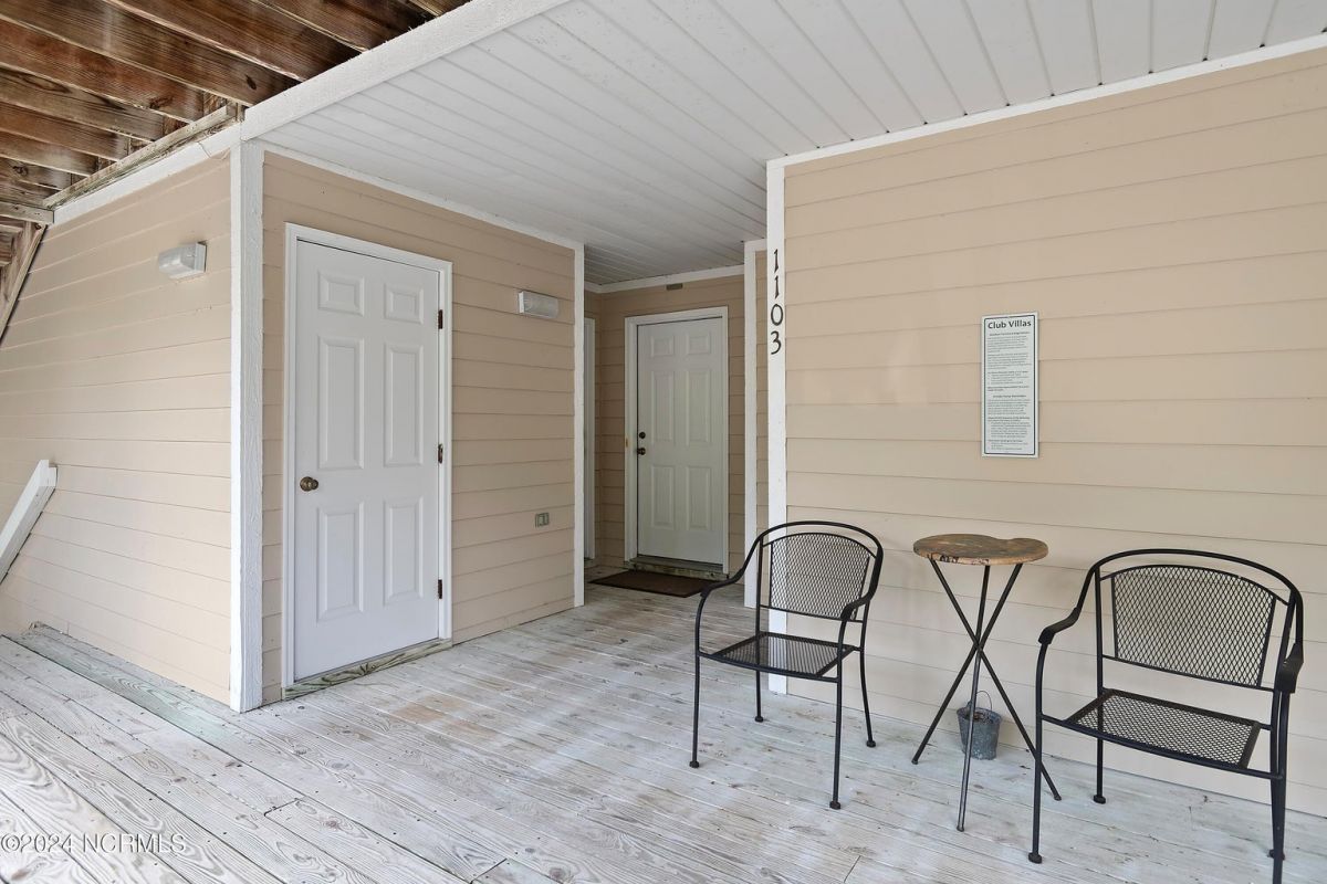 3350 Club Villas Drive