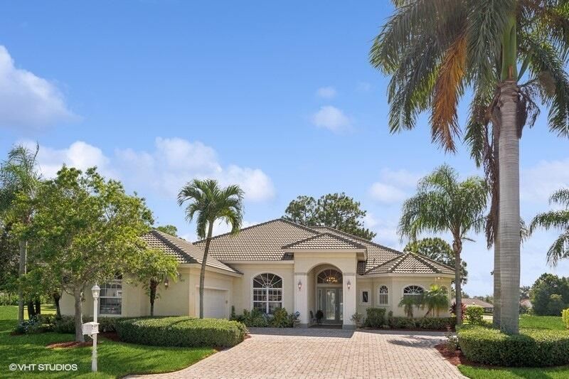1437 Osprey Cove