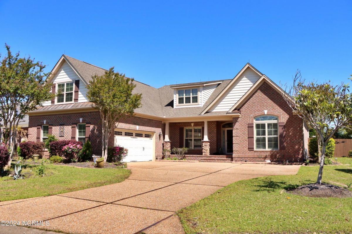 1218 Waterfall Way