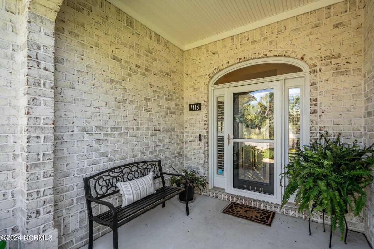 1116 Veranda Court
