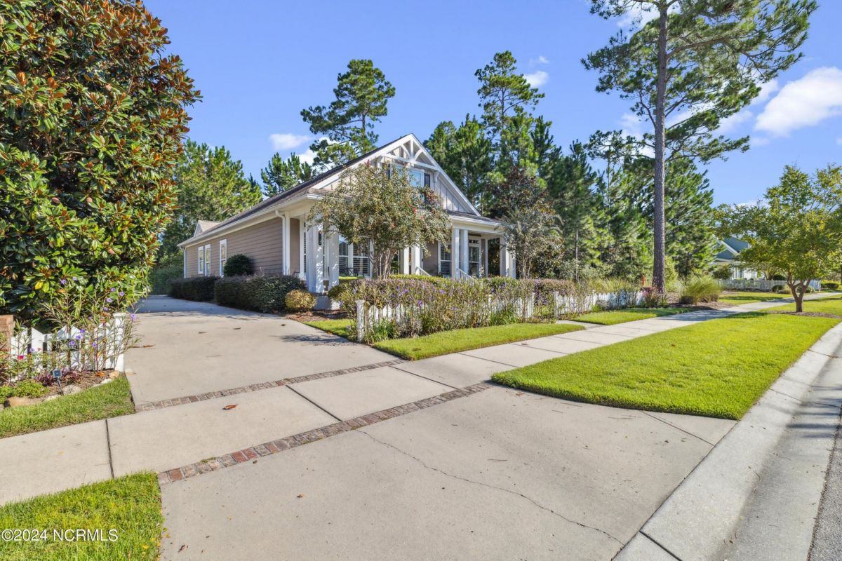 1085 Sandy Grove Place