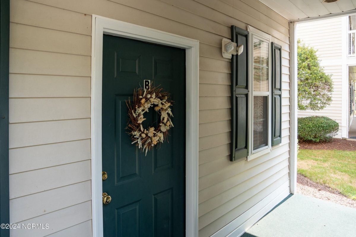 864 Great Egret Circle