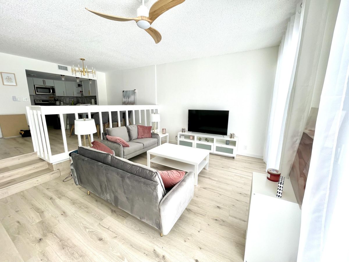 12352 Westhampton Circle