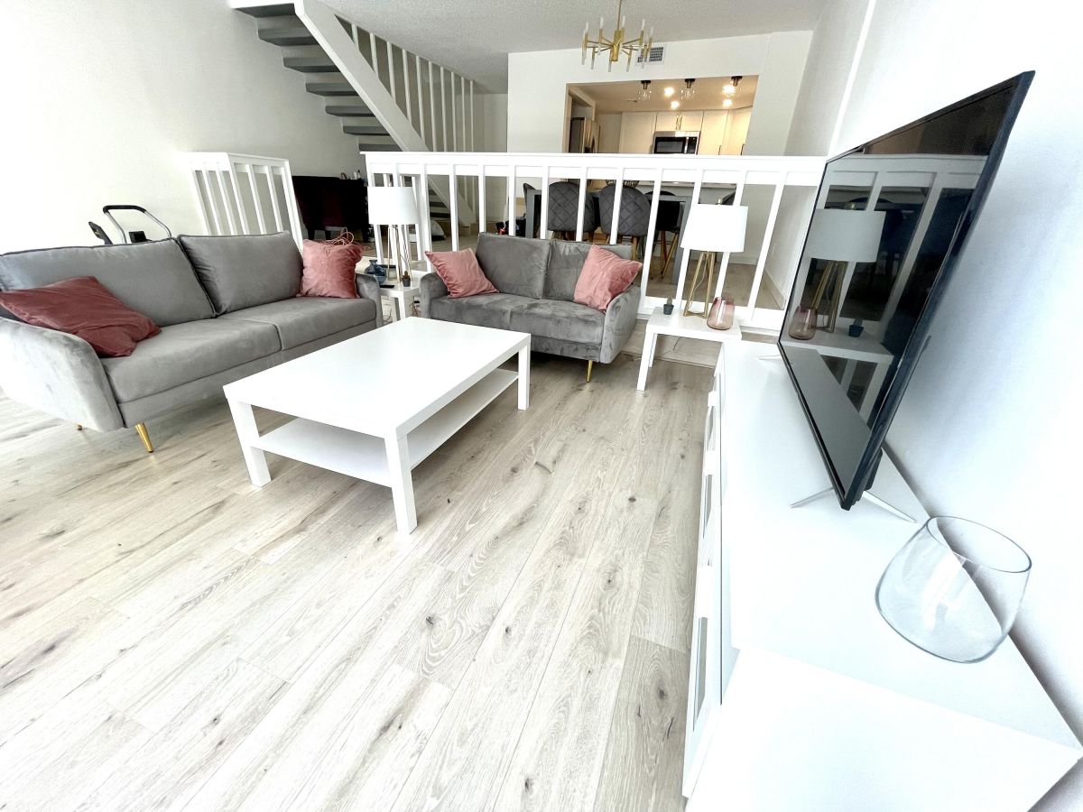 12352 Westhampton Circle