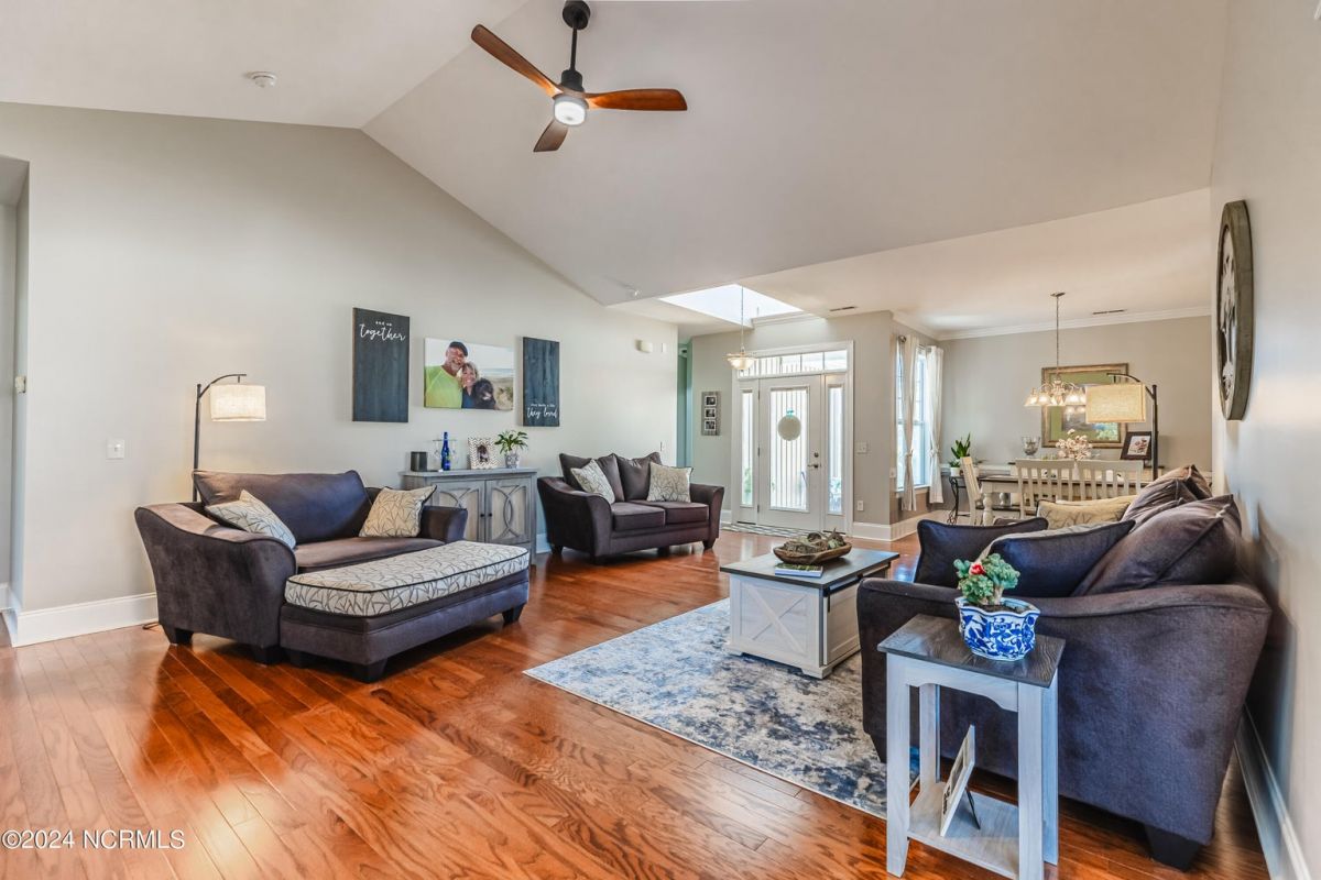 7168 Bonaventure Street