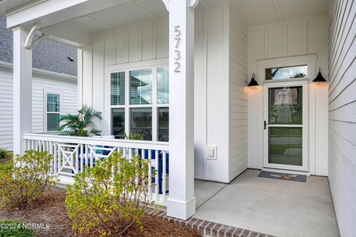 5732 Park West Circle