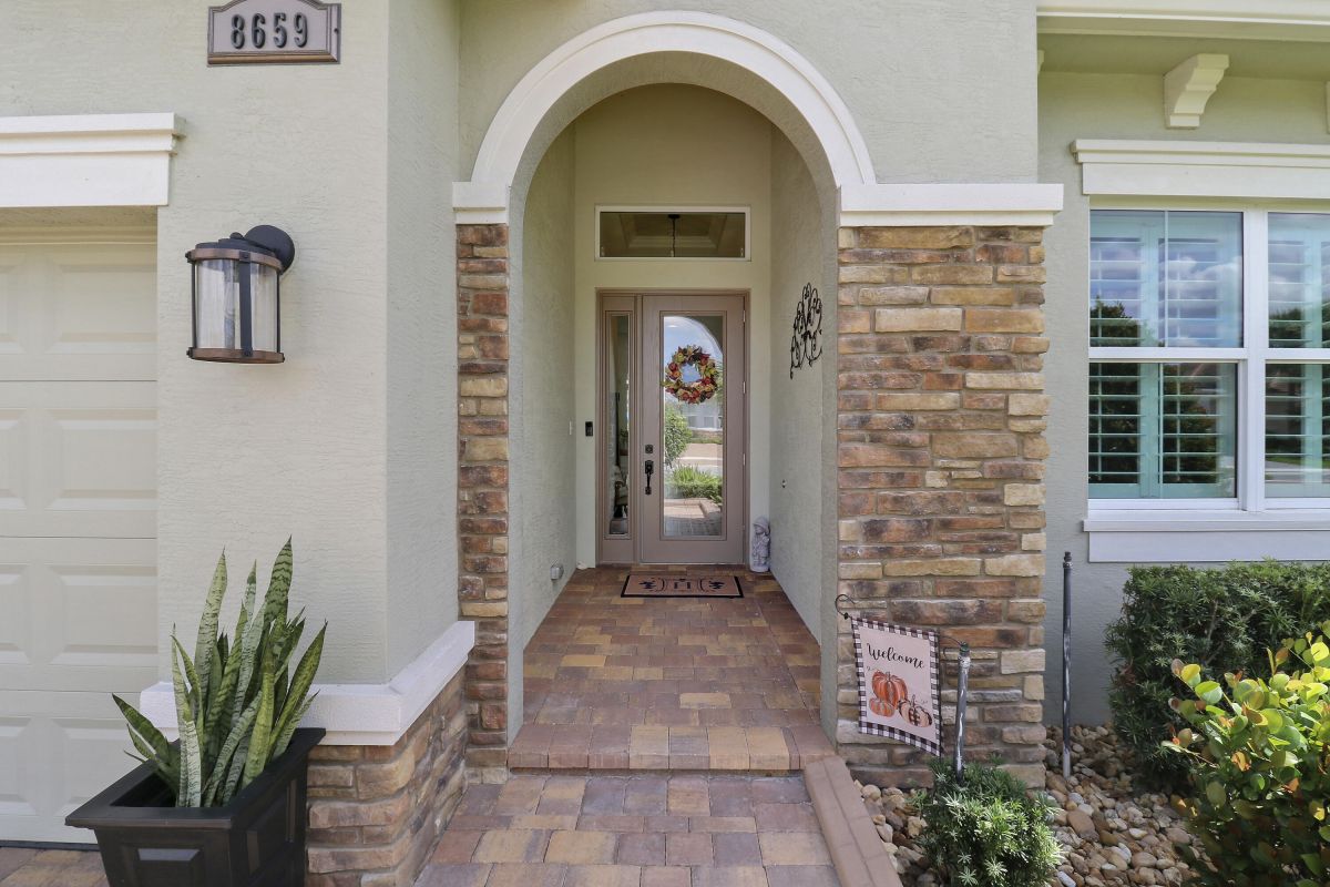 8659 Carrara Way