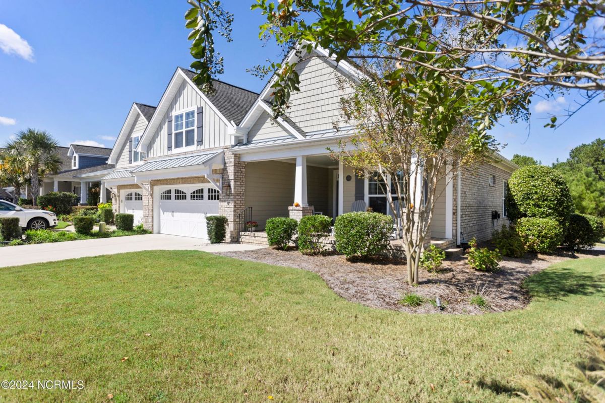 8477 Oak Abbey Trail