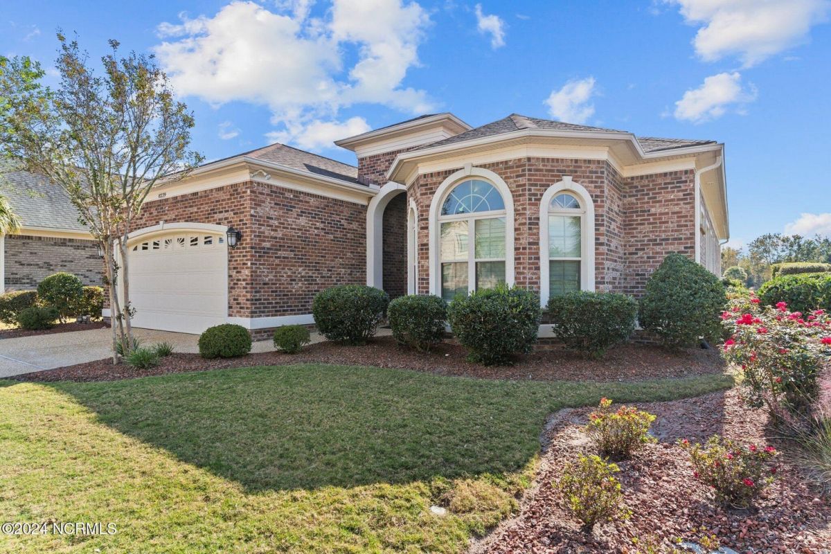 8239 Masonboro Pointe