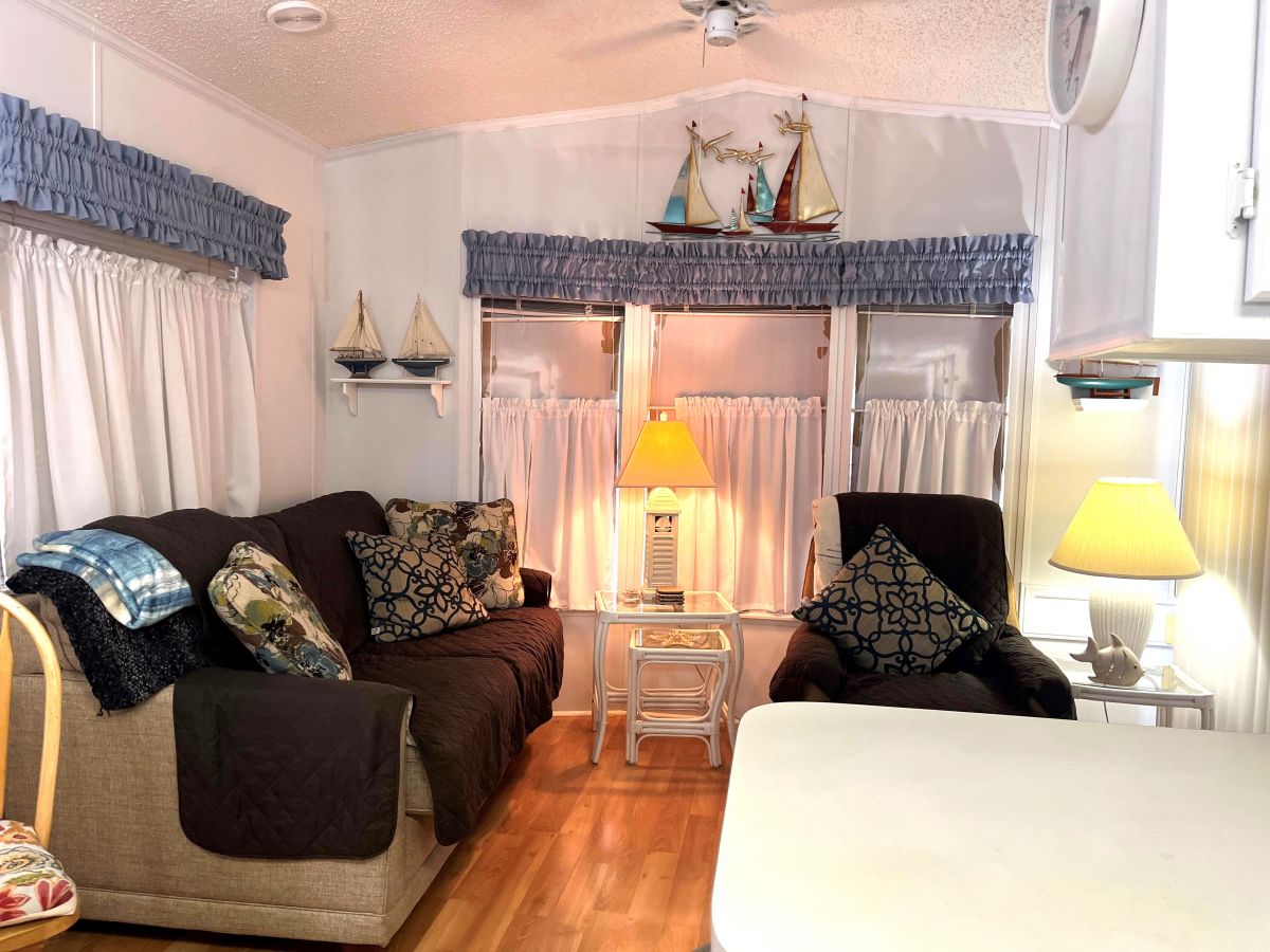 1000 Wiggins Pass Rd #055