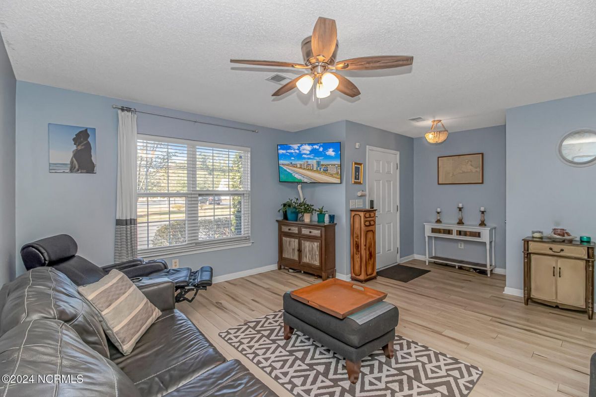 34 Calabash Lakes Boulevard