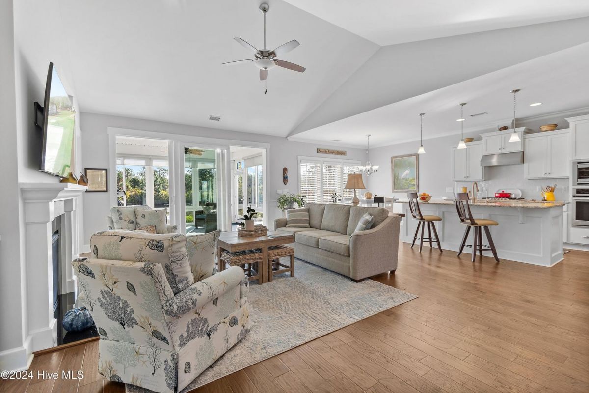 4405 Devonswood Drive