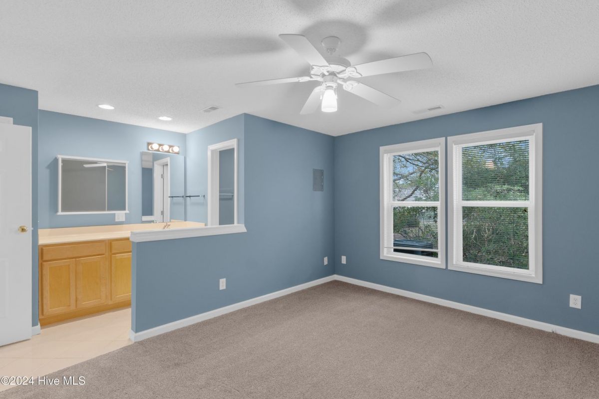 3350 Club Villas Drive