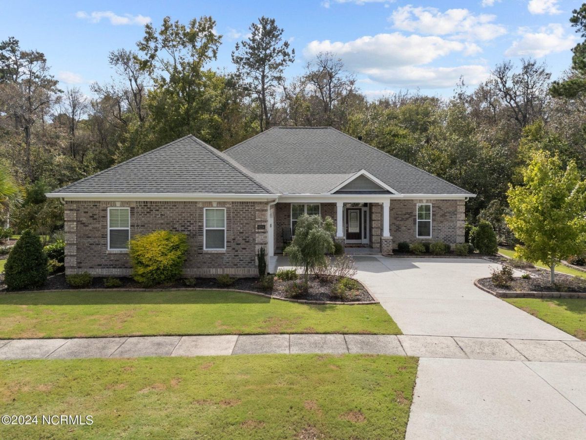 8224 Oak Abbey Trail