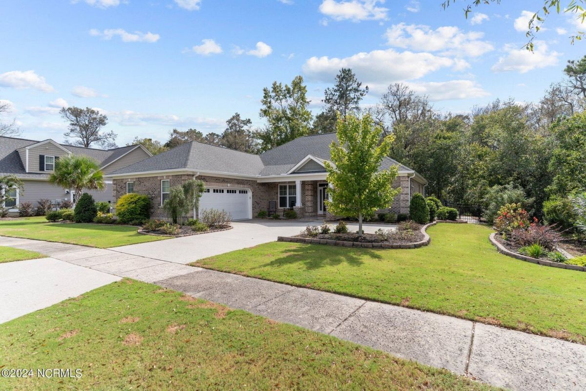 8224 Oak Abbey Trail