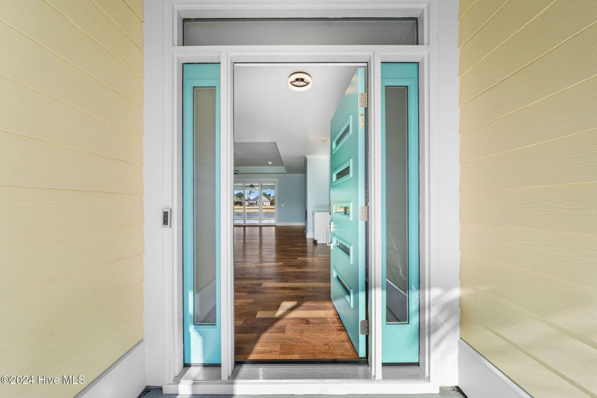 2260 Cross Pointe Court