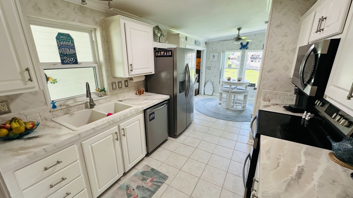 9180 W Forest View Drive