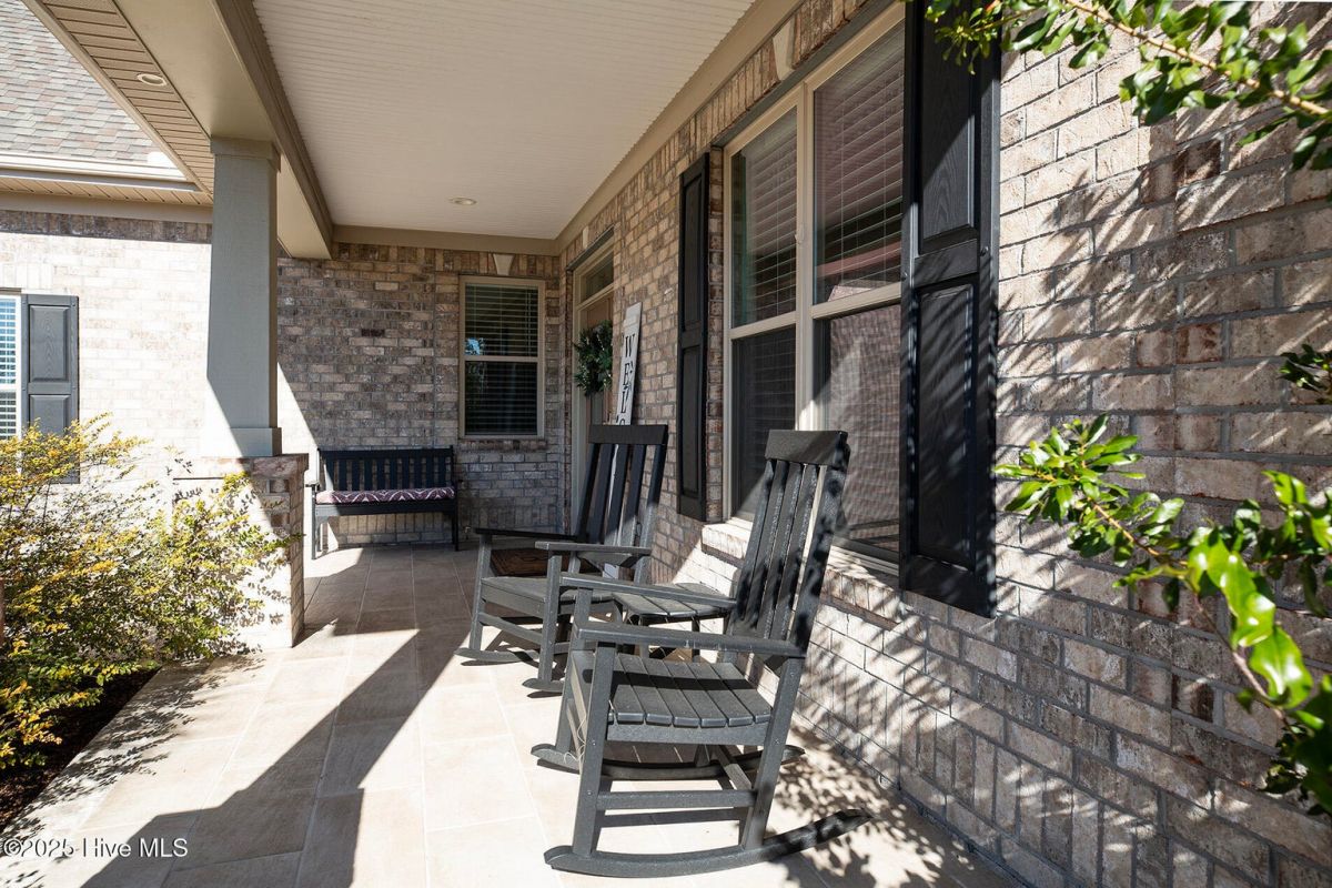 8646 Coachwood Court