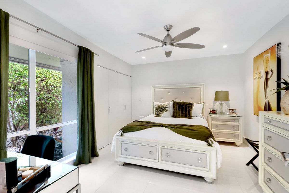 20523 Linksview Drive