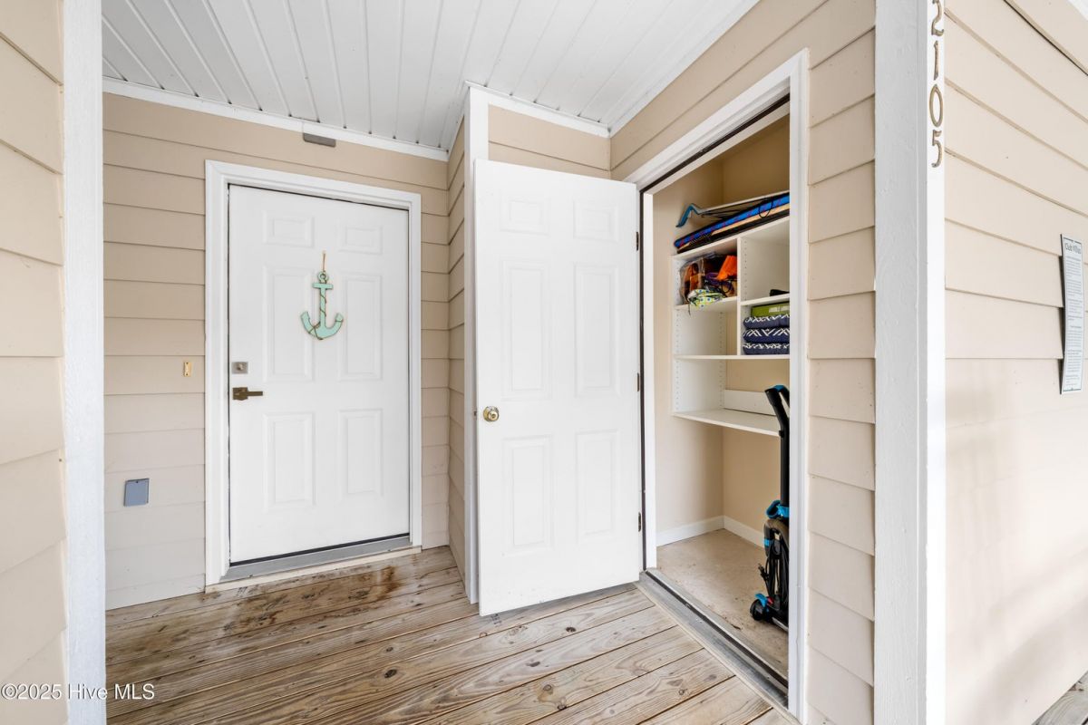 3350 Club Villas Drive